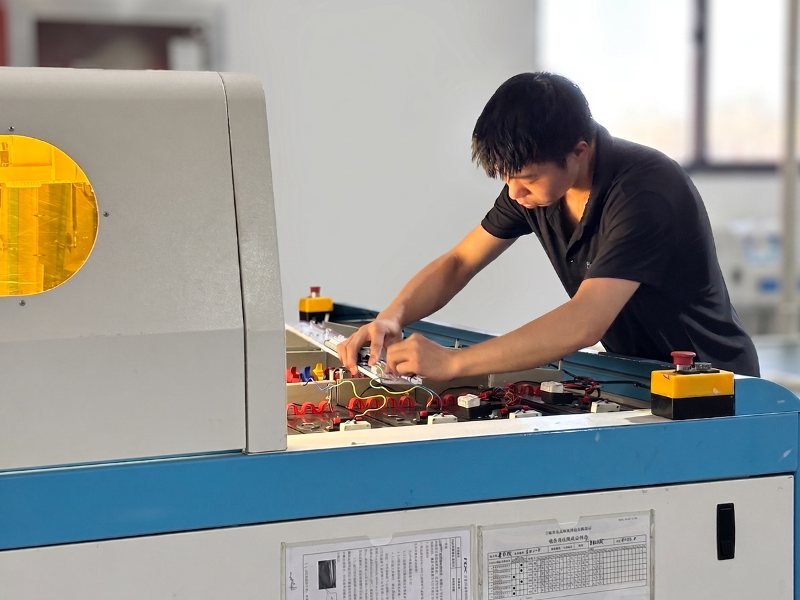 Ageing test of finished LED luminaires at NBlite