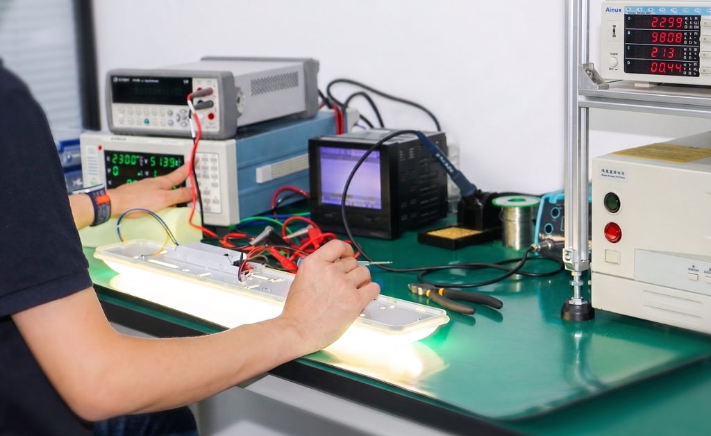 OEM process step 4 — tooling and samples
